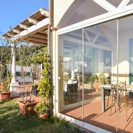 Σπίτι διακοπών Awesome In With House Sea View *